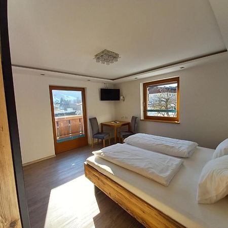 Haus Scharler, Talstation Otel Neukirchen am Großvenediger Dış mekan fotoğraf