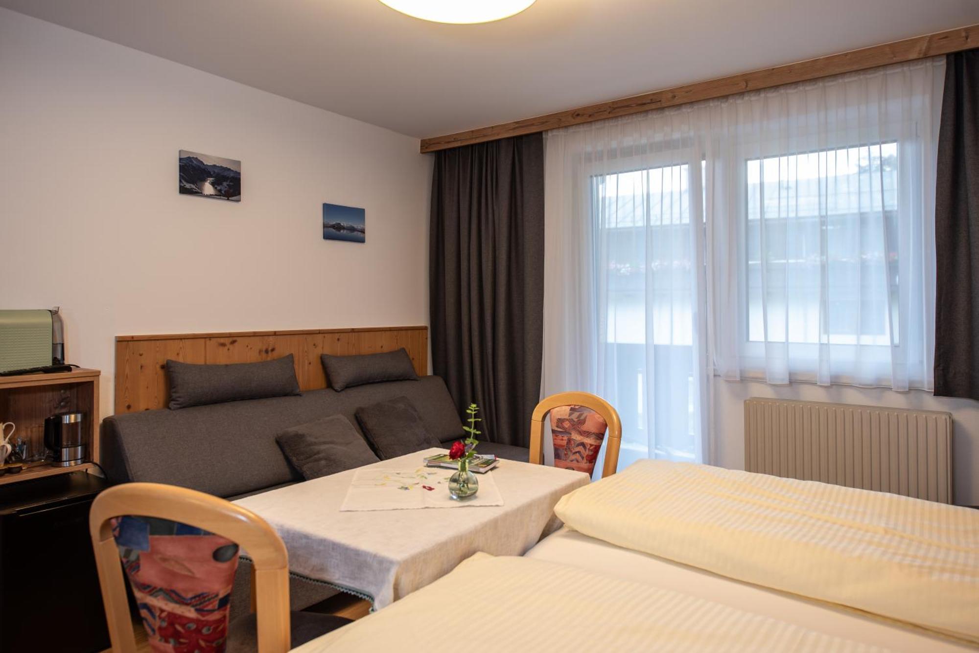 Haus Scharler, Talstation Otel Neukirchen am Großvenediger Dış mekan fotoğraf