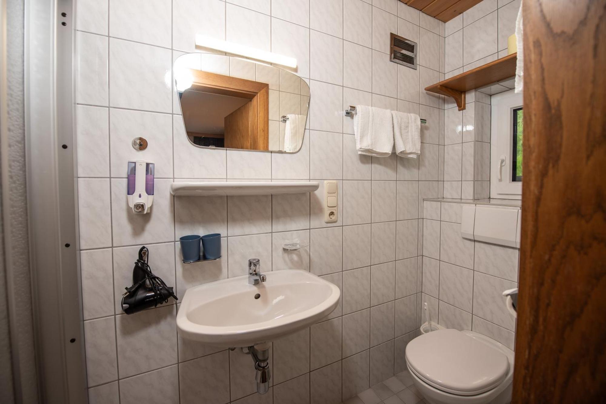 Haus Scharler, Talstation Otel Neukirchen am Großvenediger Dış mekan fotoğraf