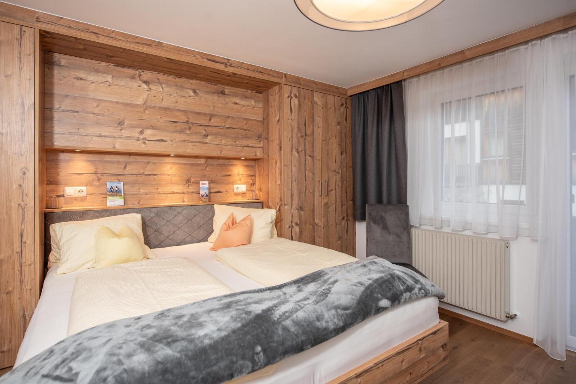 Haus Scharler, Talstation Otel Neukirchen am Großvenediger Dış mekan fotoğraf