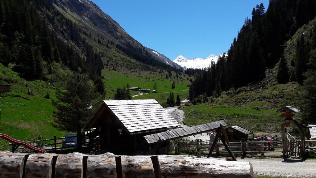 Haus Scharler, Talstation Otel Neukirchen am Großvenediger Dış mekan fotoğraf